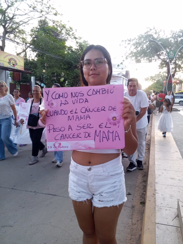 Primera caminata en Trinidad por el Día Mundial de Lucha Contra el Cáncer de Mama