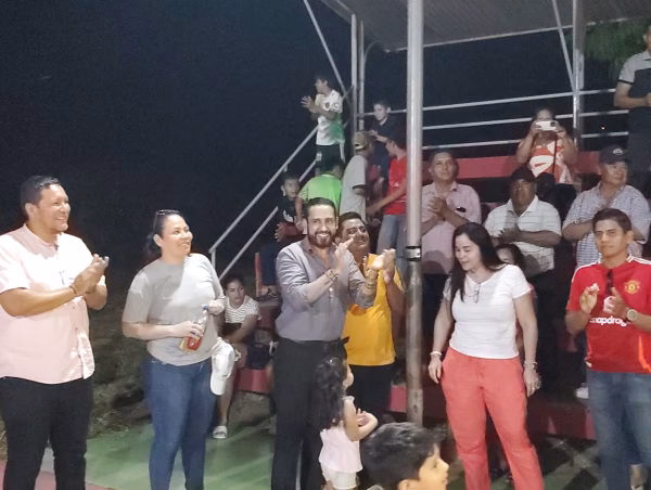 Distrito 6 cuenta con un espacio deportivo renovado para niños y jóvenes