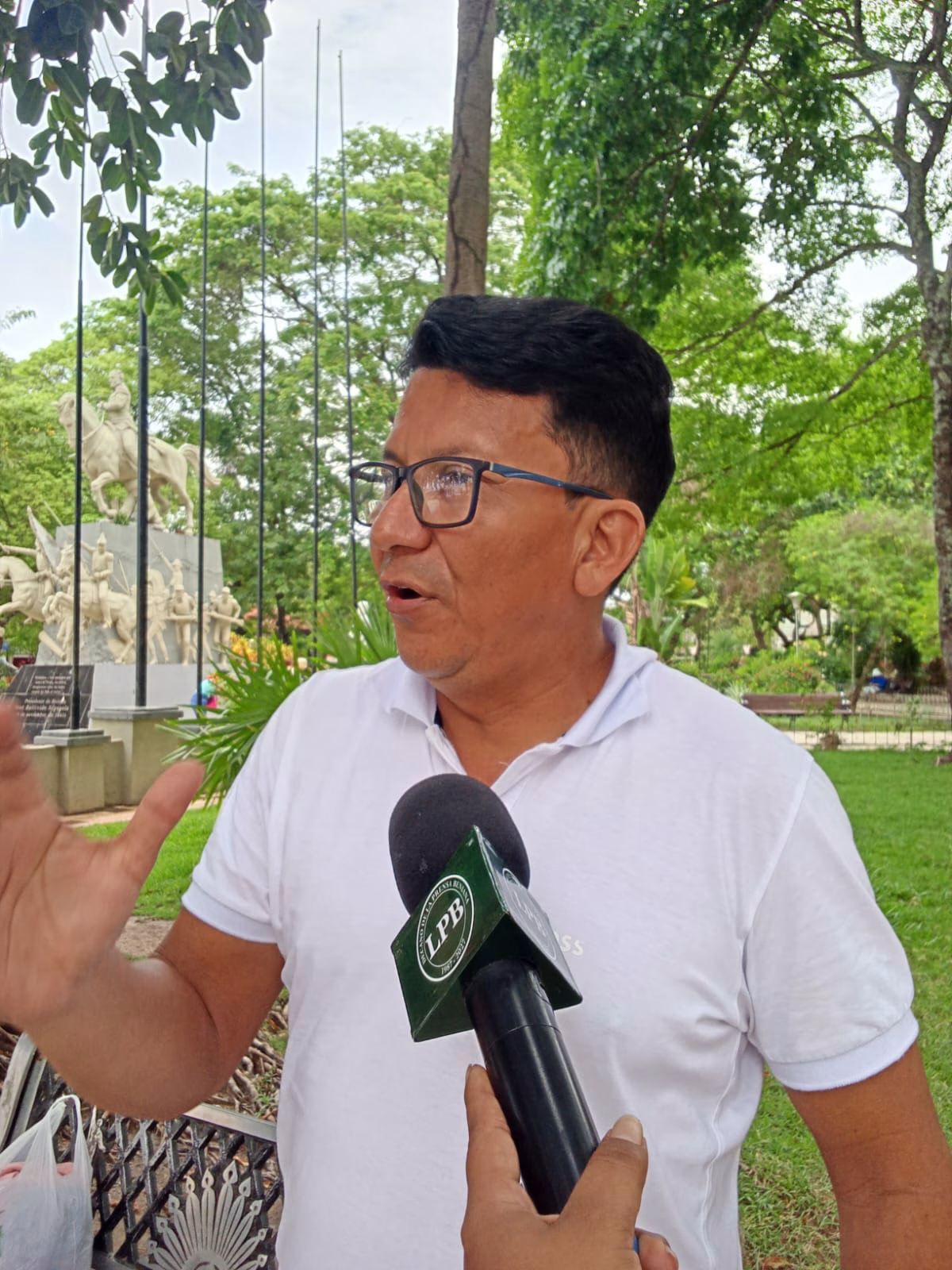 GESTORA: RECOLECTAN FIRMAS EN TRINIDAD PARA LA DEVOLUCIÓN DE APORTES