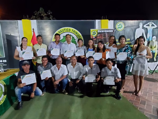 Club Náutico Trinidad MDFV celebra primera graduación de instructores nacionales