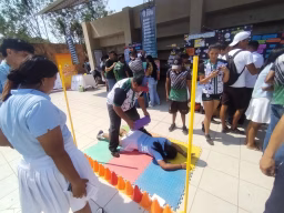 La UAB muestra su programa de Cultura Física y Recreación en la Feria Académica