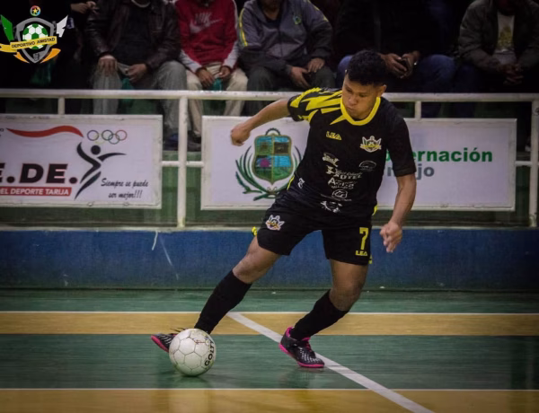 Mauricio Malala, talento riberalteño que triunfa en la Liga Nacional de Futsal