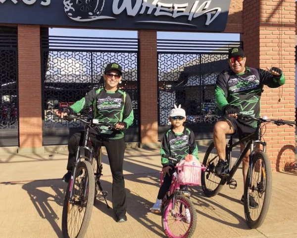 Caravana Serna Bikes 2025: deporte y naturaleza en el Día del Peatón
