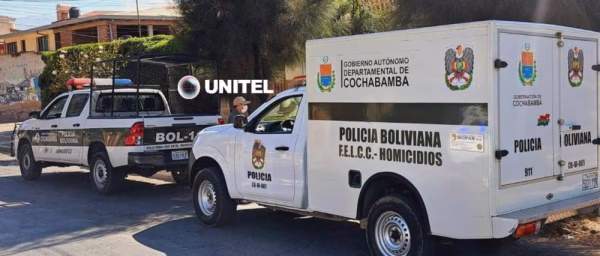 Giro inesperado: Intentaron robar un celular con un cuchillo, pero terminaron apuñalados y uno murió, según la Policía