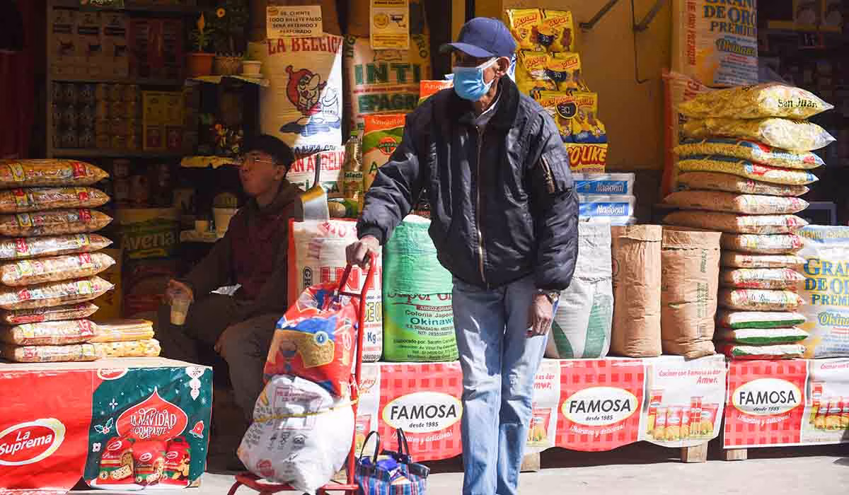 Inflación se desaceleró en julio y el INE ve indicadores para que bajen precios de productos importados