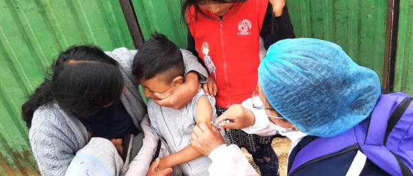 Bolivia reporta 181 casos de sarampión: “Un niño vacunado protege a su unidad educativa”, destaca Salud